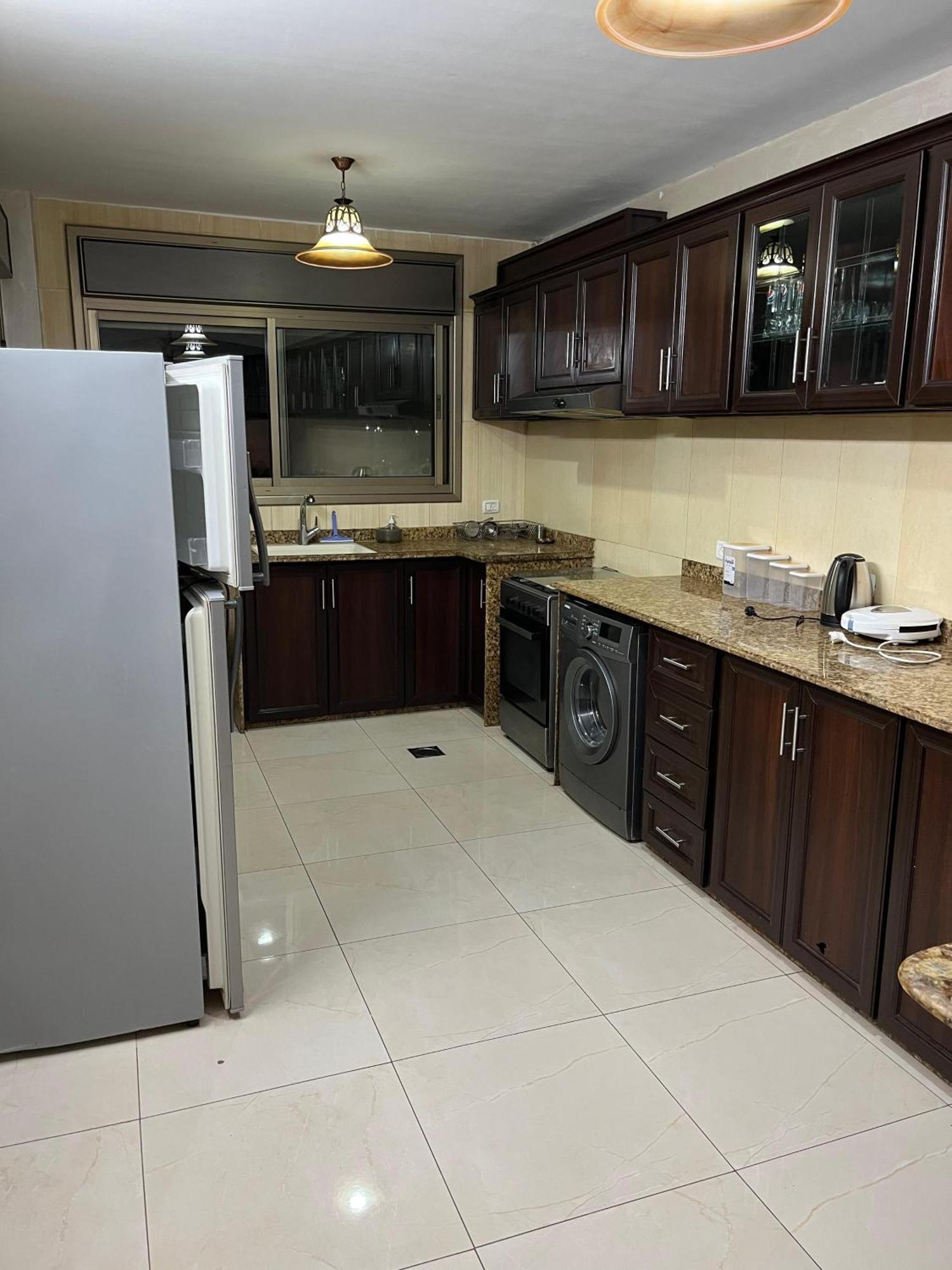 Salah Khamlan Apartments Nablus Eksteriør billede